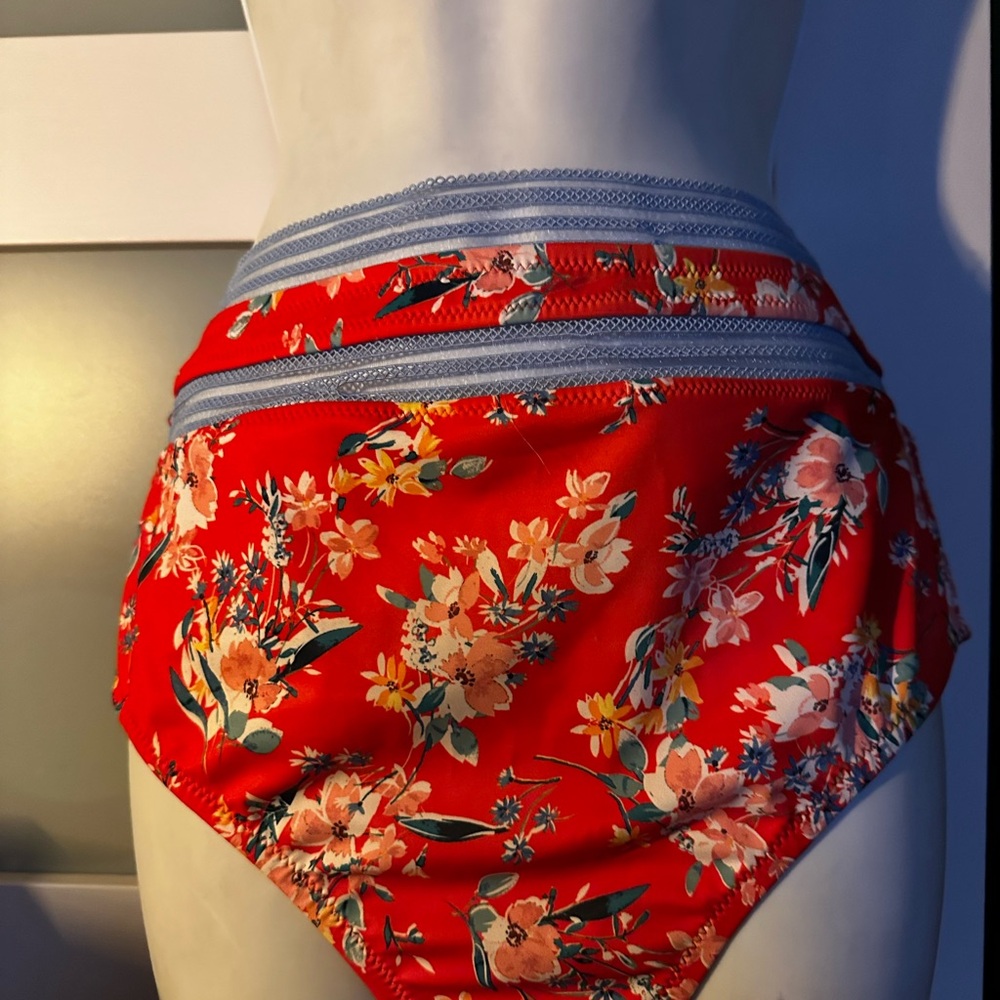 Jessica Simpson NEE  Floral Red Kids Bottoms